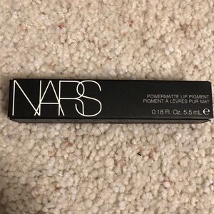 NARS SAVE THE QUEEN Powermatte lip pigment